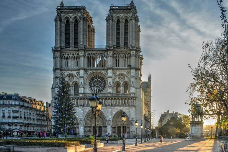 Notre-Dame - December 8-tól mindenki előtt ingyenesen nyitva áll a katedrális